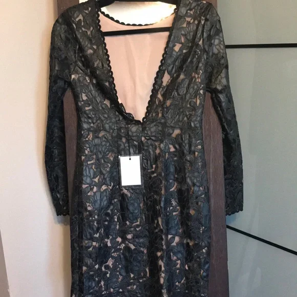 Black lace leather look dress - Picture 3 of 4